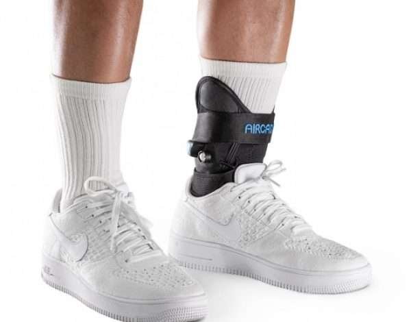 ⁦מייצב קרסול Airlift PTTD Brace מבית חברת DJO - Aircast⁩ – תמונה ⁦5⁩