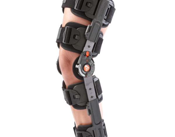 ⁦מייצב ברך עם ציר וזווית (המקורי) T Scope® Premier Post-Op Knee Brace⁩ – תמונה ⁦2⁩