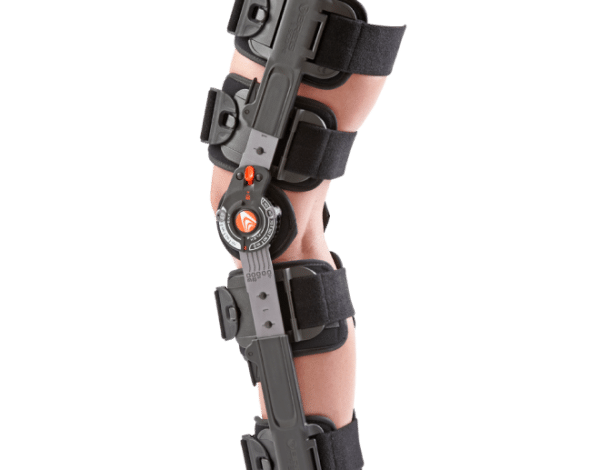 מייצב ברך עם ציר וזווית (המקורי) T Scope® Premier Post-Op Knee Brace