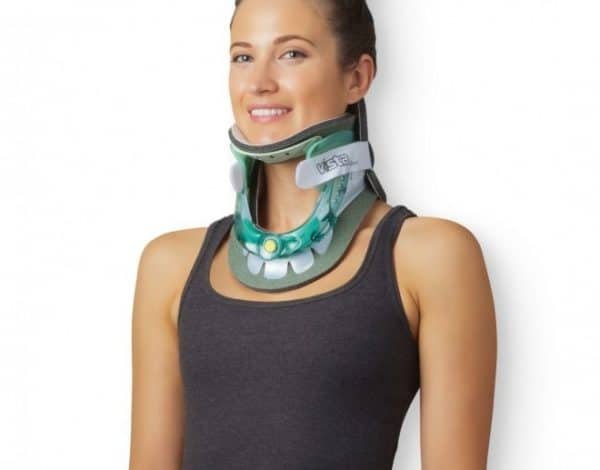 צווארון קשיח מתכוונן ויסטה אספן Cervical Collar