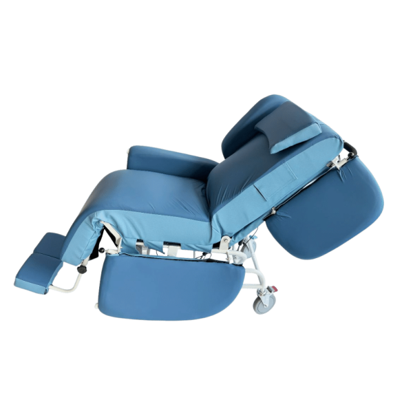 ⁦Air Chair – כורסת טיפול גריאטרית עם מנגנוני הטיה חכמים⁩ – תמונה ⁦2⁩