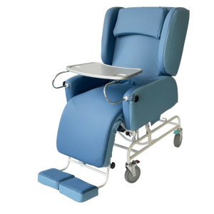 Air Chair – כורסת טיפול גריאטרית עם מנגנוני הטיה חכמים